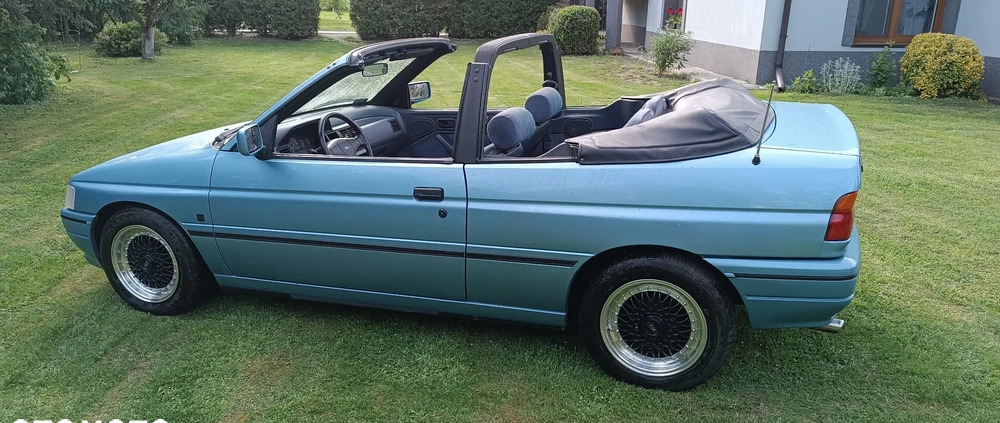 Ford Escort cena 10000 przebieg: 82000, rok produkcji 1993 z Grudziądz małe 67